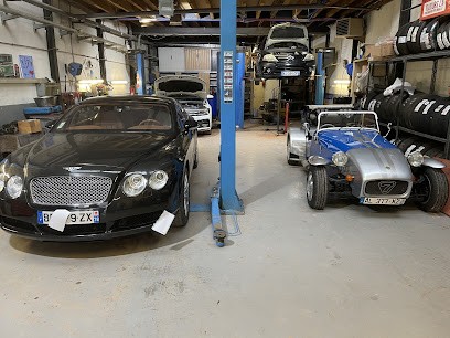 Garou Hakim, Garage Automobile à Poissy